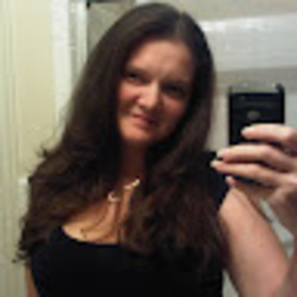 Meet your Posher, Miriam - Picture 1 of 1